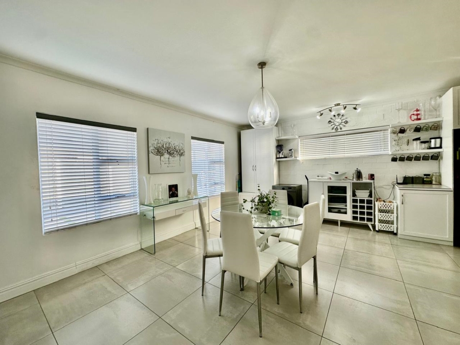 5 Bedroom Property for Sale in Rouxville Western Cape